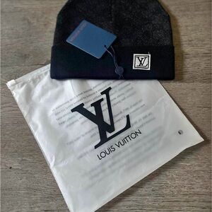 Louis Vuitton Dark Gray and Black Knit Hat